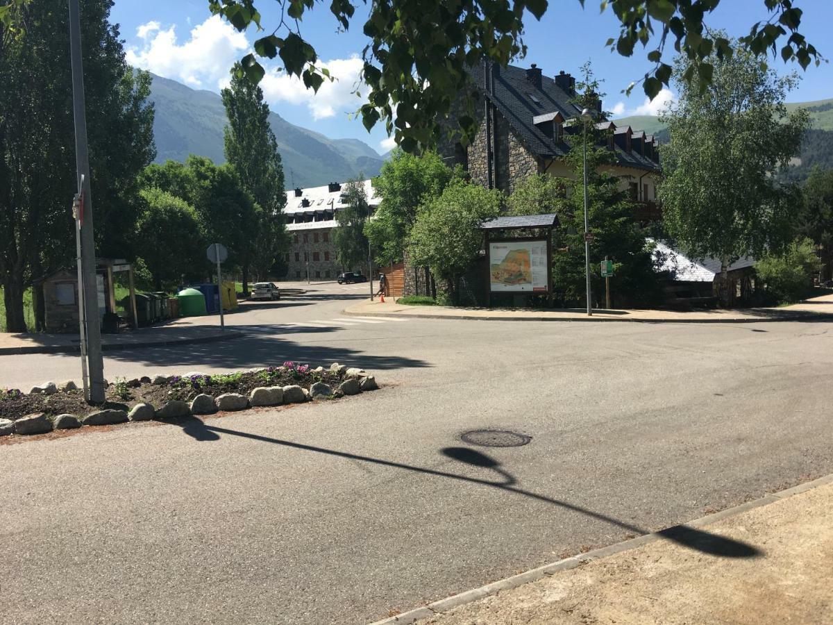 Apartamento Erta Pla de l'Ermita Exteriör bild